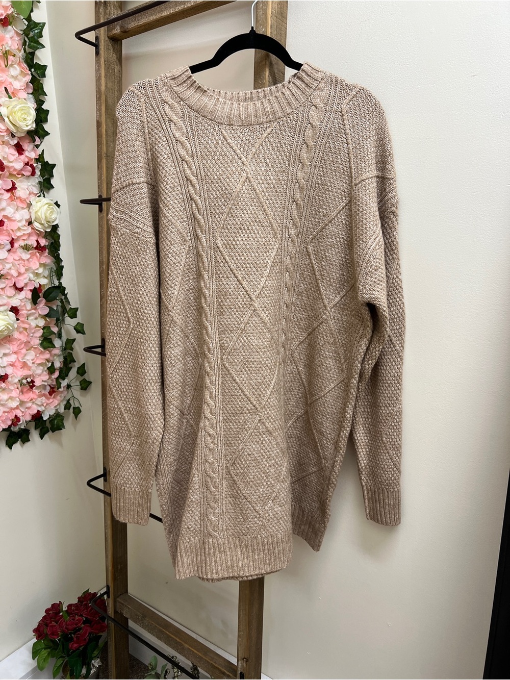 Women's Cream Cable & Diamond Knit Crewneck Sweater